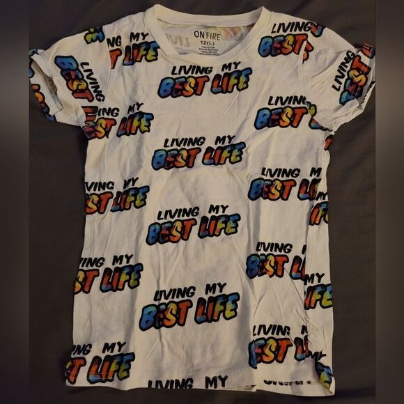 On fire- Living my best life; tee - Picture 2 of 7